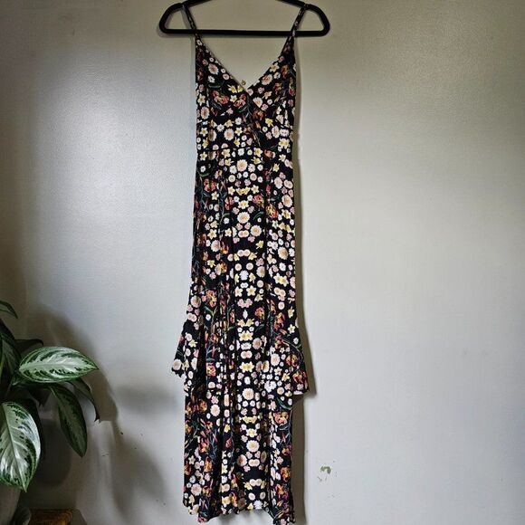 NWT STRUT & BOLT FLORAL BUSTIER STYLE TIERED MAXI DRESS SIZE M - Picture 1 of 16